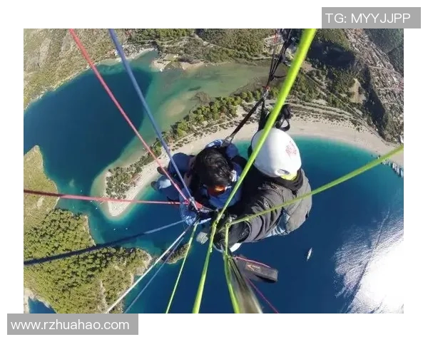 巴西足球明星的家园探秘:从传奇到温馨生活的全景展示 巴西足球明星的家园探秘:从传奇到温馨生活的全景展示