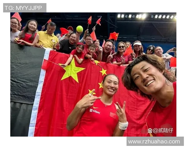 西安网球队在联合会杯中的团队协作展现出卓越的竞技精神与默契配合 西安网球队在联合会杯中的团队协作展现出卓越的竞技精神与默契配合